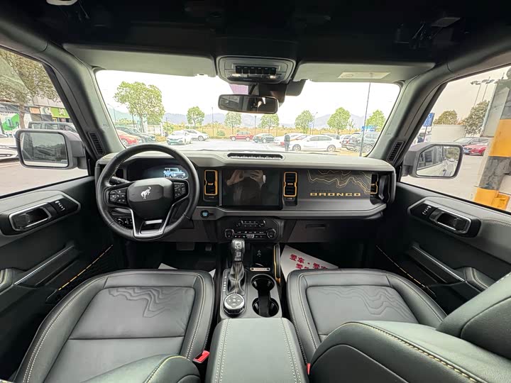 Фото 7 - Ford Bronco