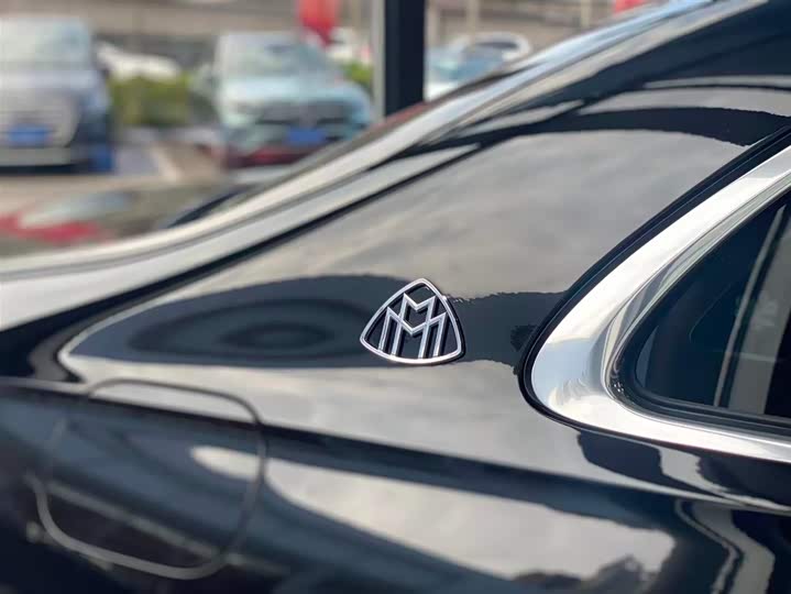 Фото 5 - Mercedes-Benz Maybach S-Class