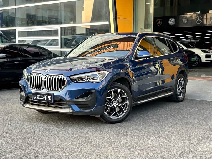 Фото 1 - BMW X1