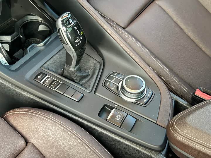 Фото 13 - BMW X1