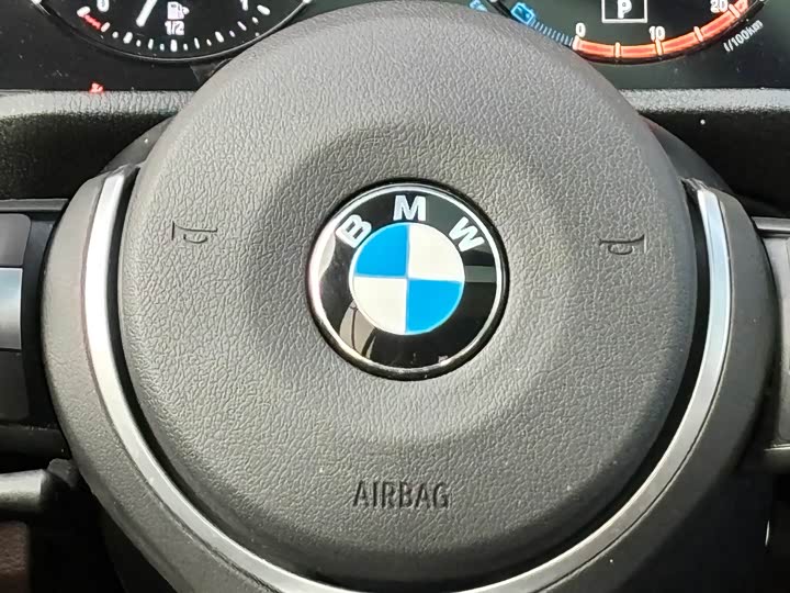 Фото 19 - BMW X1