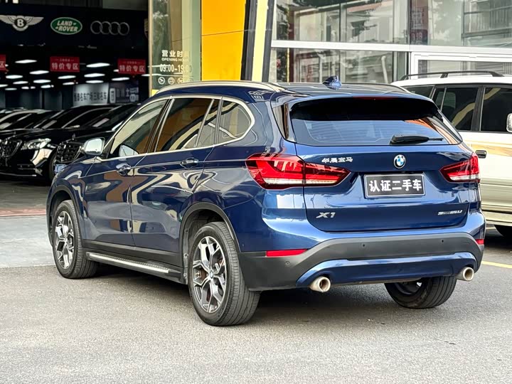 Фото 4 - BMW X1