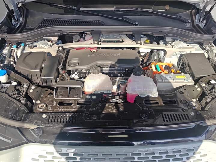 Фото 10 - Leapmotor C11