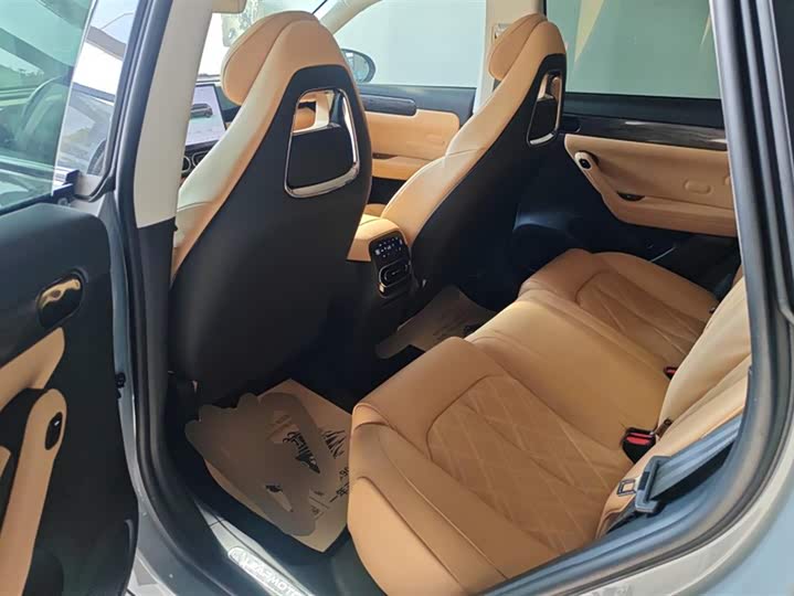 Фото 11 - Leapmotor C11