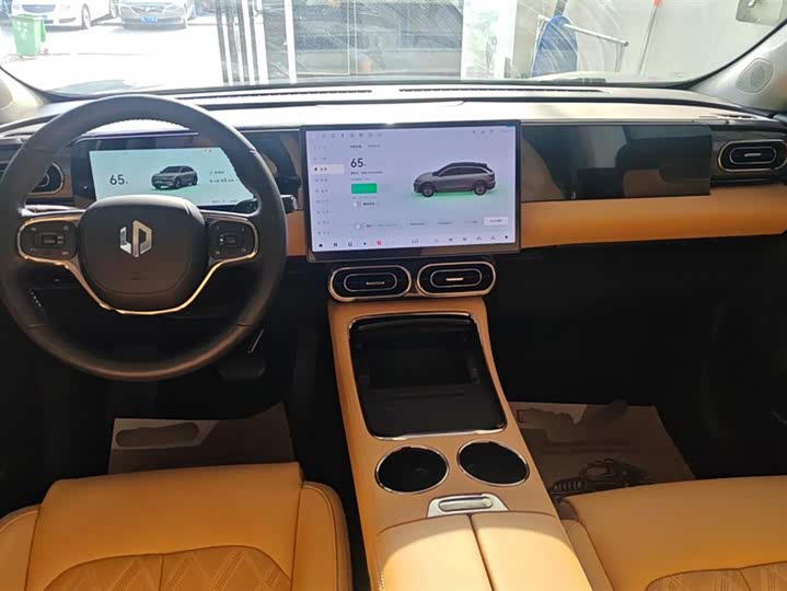 Фото 12 - Leapmotor C11