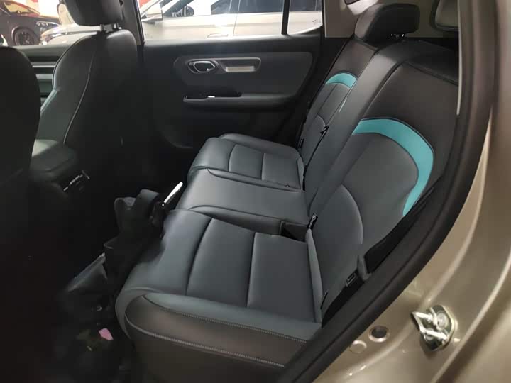 Фото 17 - GAC Aion Y