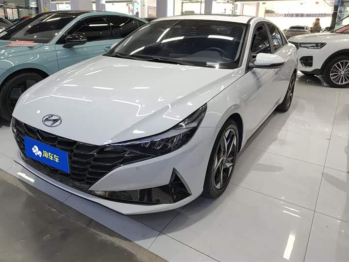 Фото 1 - Hyundai Elantra N line