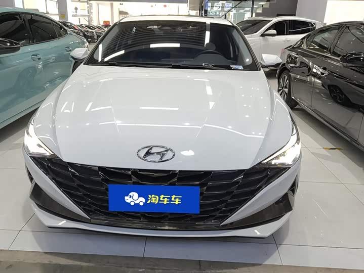 Фото 2 - Hyundai Elantra N line
