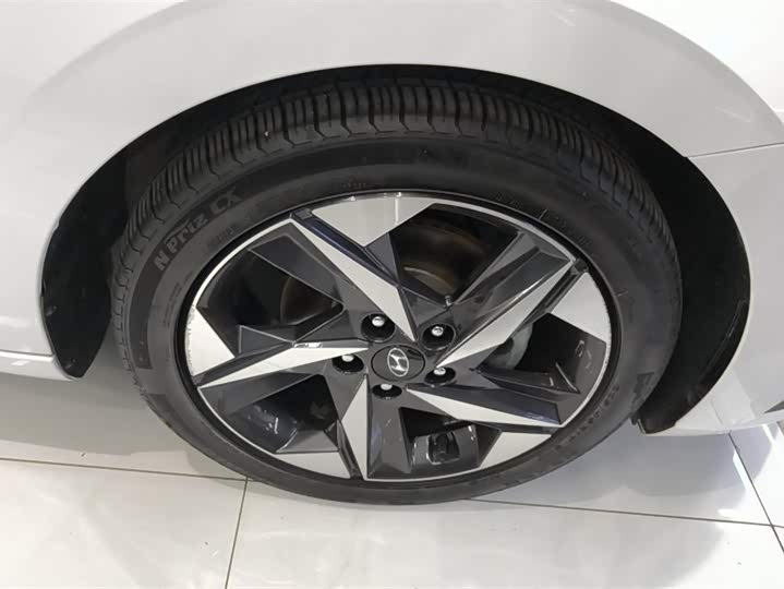 Фото 6 - Hyundai Elantra N line