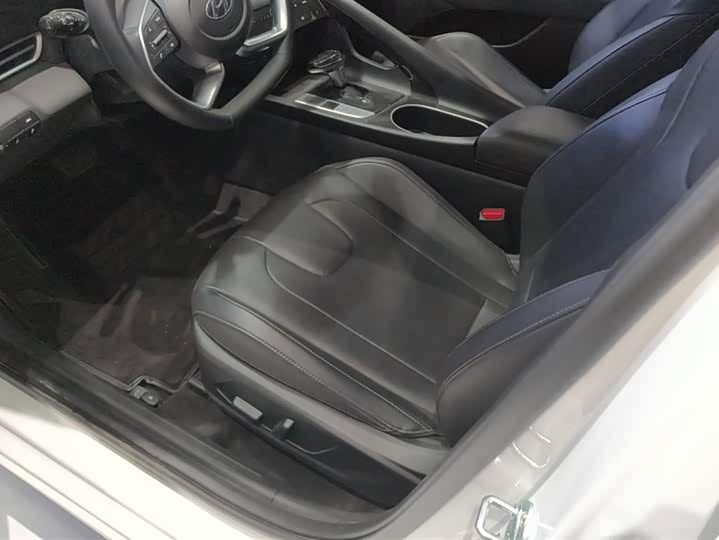 Фото 9 - Hyundai Elantra N line