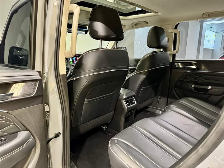 Фото 16 - Tank 300