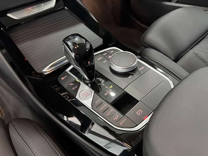 Фото 14 - BMW X3