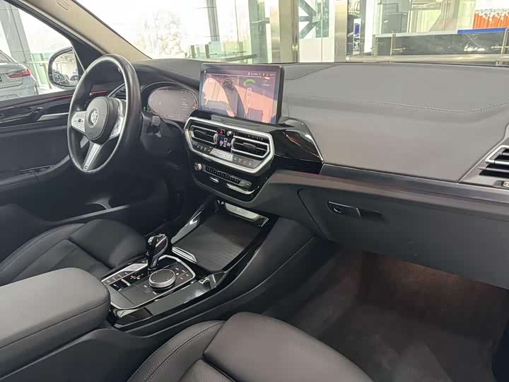 Фото 16 - BMW X3