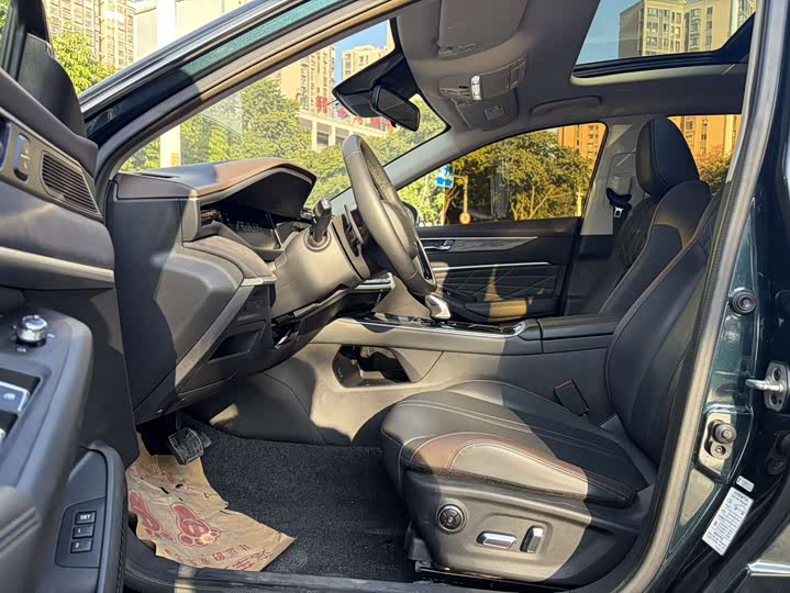 Фото 13 - Dongfeng Aeolus Yixuan Max