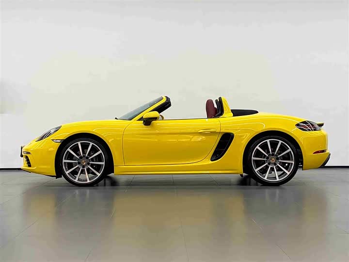 Фото 3 - Porsche 718