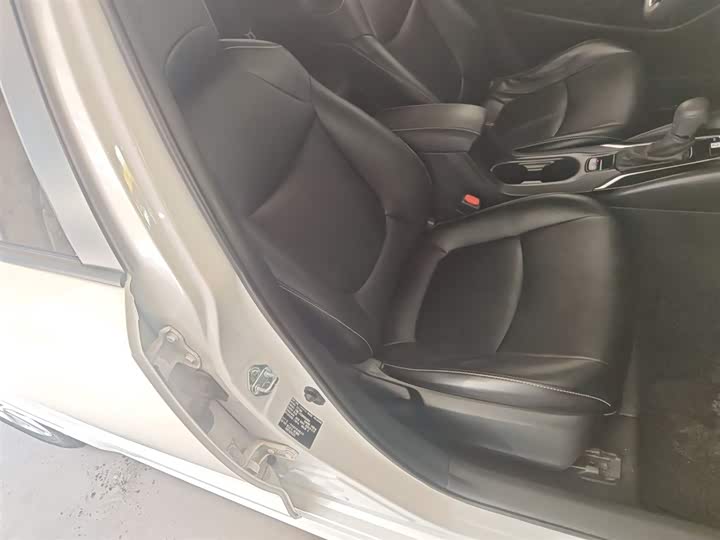 Фото 25 - Toyota Corolla