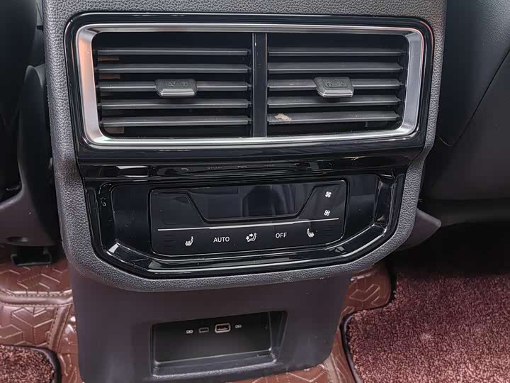 Фото 14 - Volkswagen Teramont Pro