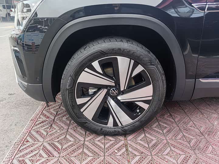 Фото 22 - Volkswagen Teramont Pro