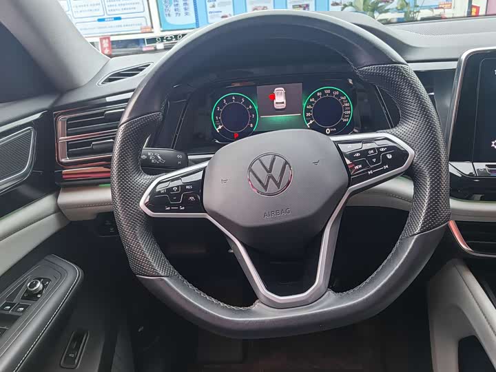 Фото 9 - Volkswagen Teramont Pro