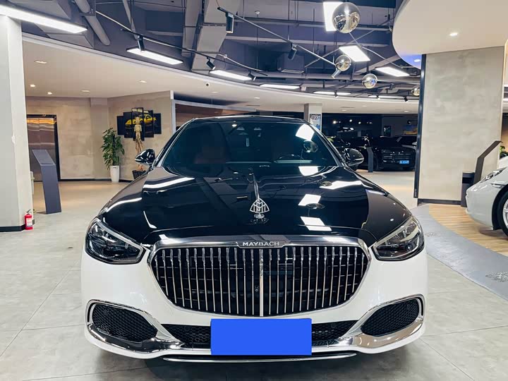 Фото 1 - Mercedes-Benz Maybach S-Class