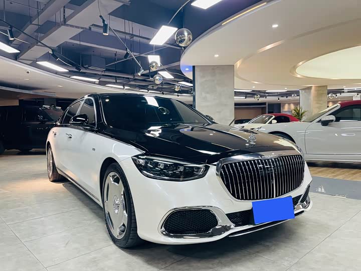 Фото 3 - Mercedes-Benz Maybach S-Class