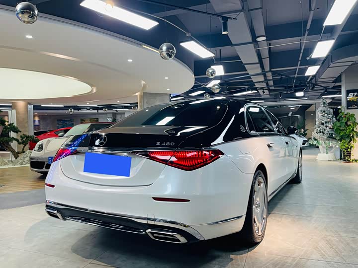 Фото 5 - Mercedes-Benz Maybach S-Class