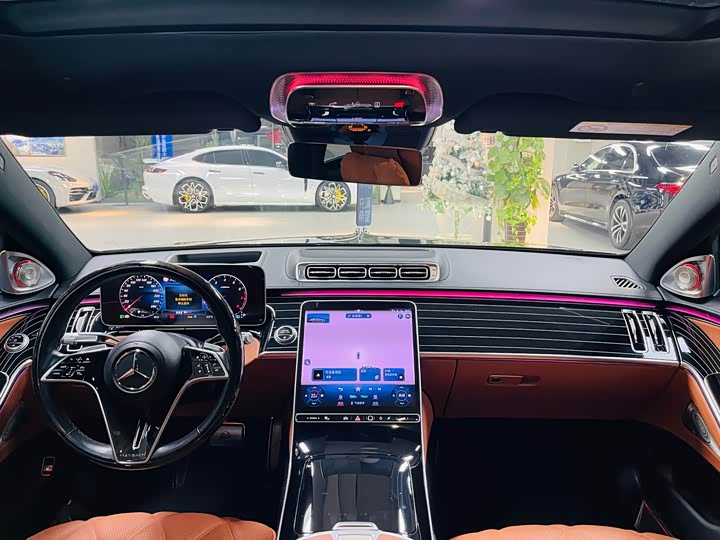 Фото 7 - Mercedes-Benz Maybach S-Class