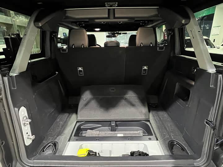 Фото 29 - Ford Bronco