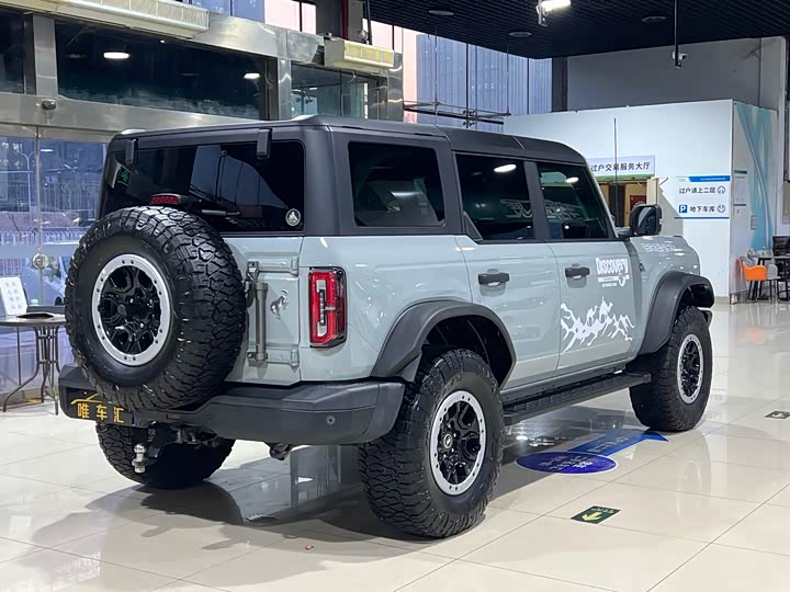 Фото 4 - Ford Bronco