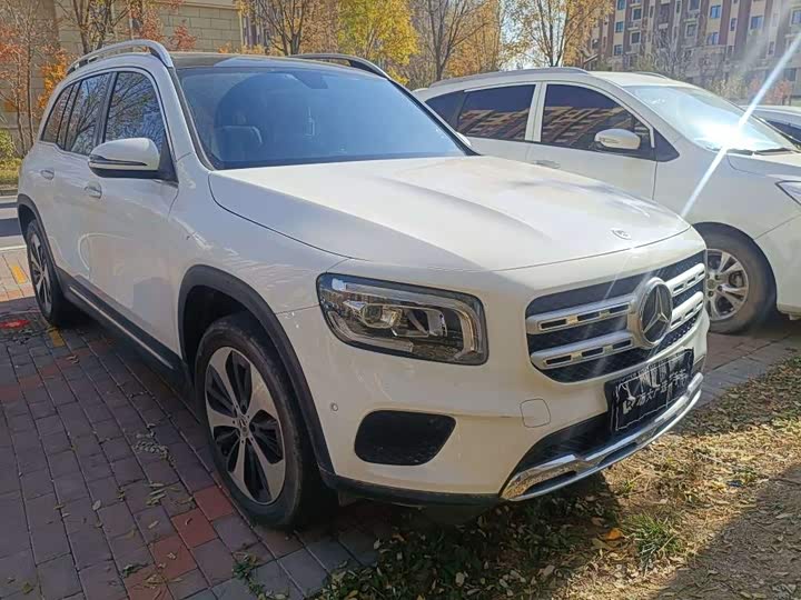 Фото 3 - Mercedes-Benz GLB-Class