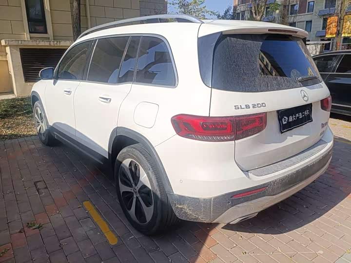 Фото 6 - Mercedes-Benz GLB-Class