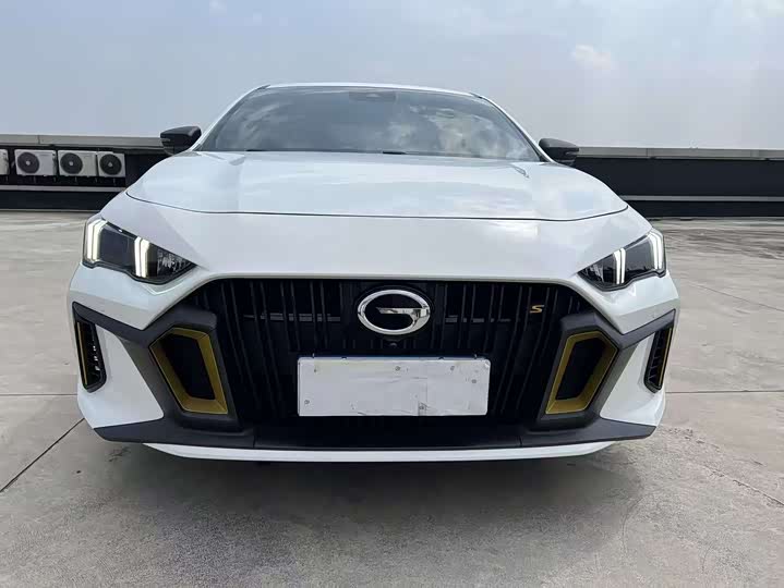 Фото 2 - GAC Trumpchi Empow R