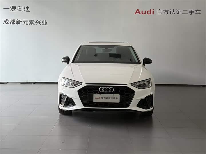 Фото 2 - Audi A4L