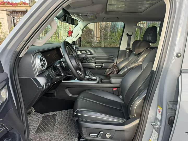 Фото 3 - Tank 300