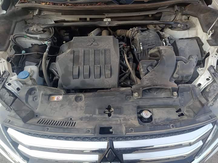 Фото 11 - Mitsubishi Eclipse Cross