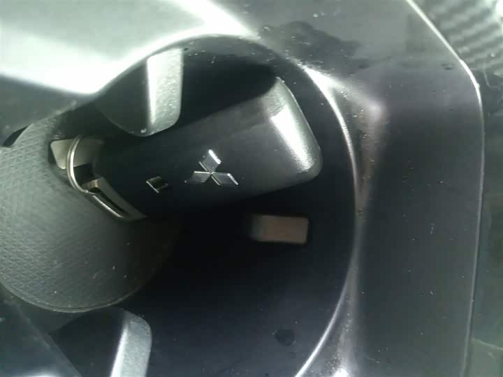 Фото 12 - Mitsubishi Eclipse Cross