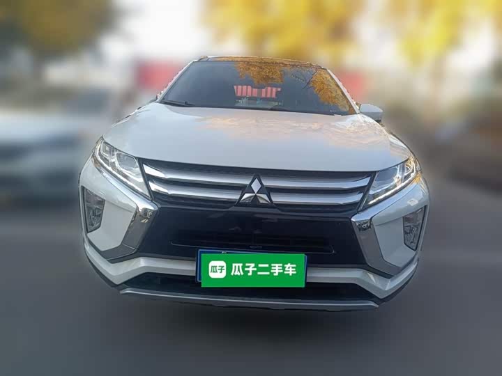 Фото 24 - Mitsubishi Eclipse Cross