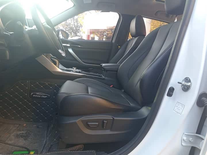 Фото 8 - Mitsubishi Eclipse Cross