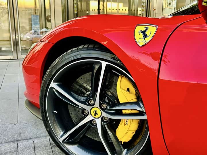 Фото 13 - Ferrari 296