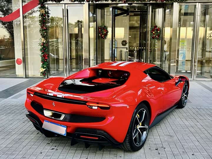 Фото 4 - Ferrari 296