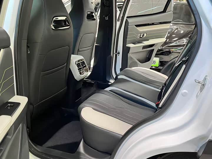 Фото 11 - Jetour Shanhai L6