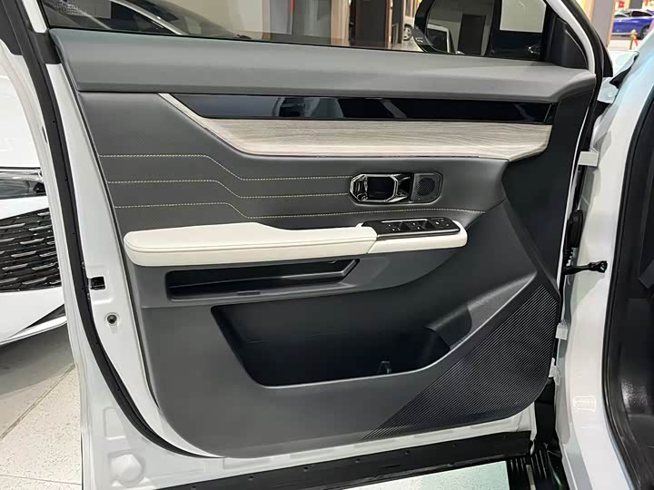 Фото 16 - Jetour Shanhai L6