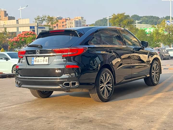 Фото 13 - Honda Avancier