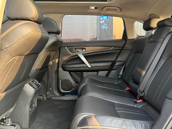 Фото 5 - Honda Avancier