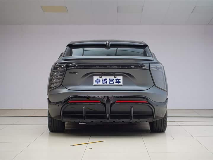 Фото 19 - HiPhi X