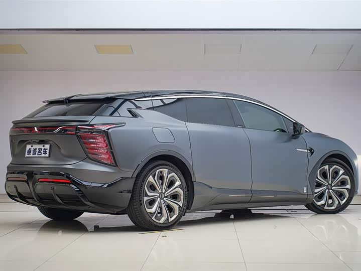 Фото 20 - HiPhi X