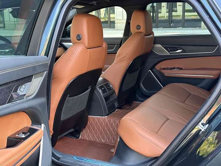 Фото 6 - Jaguar XF L