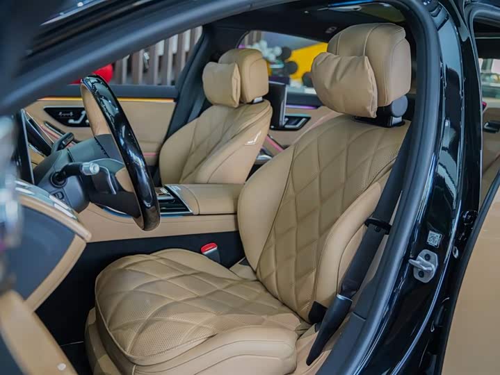 Фото 13 - Mercedes-Benz Maybach S-Class