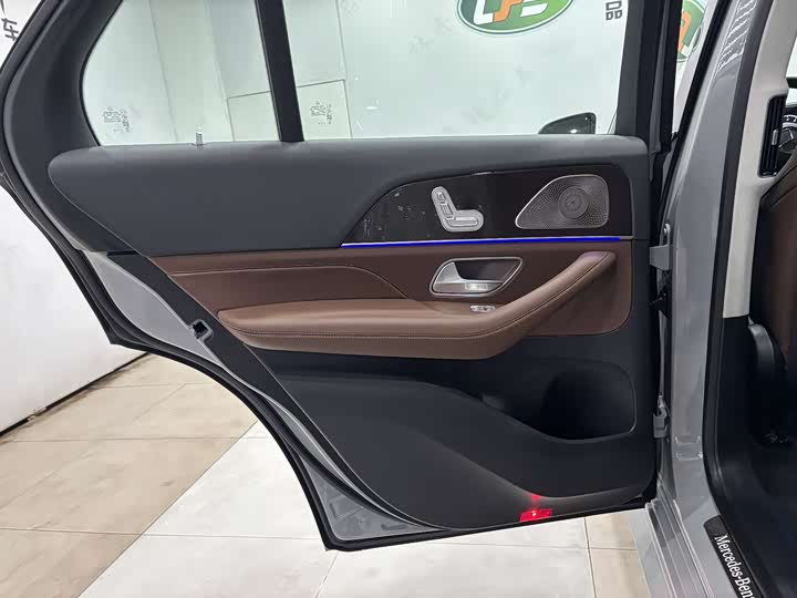 Фото 21 - Mercedes-Benz GLE-Class