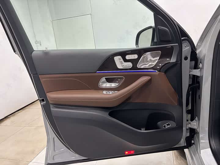Фото 9 - Mercedes-Benz GLE-Class